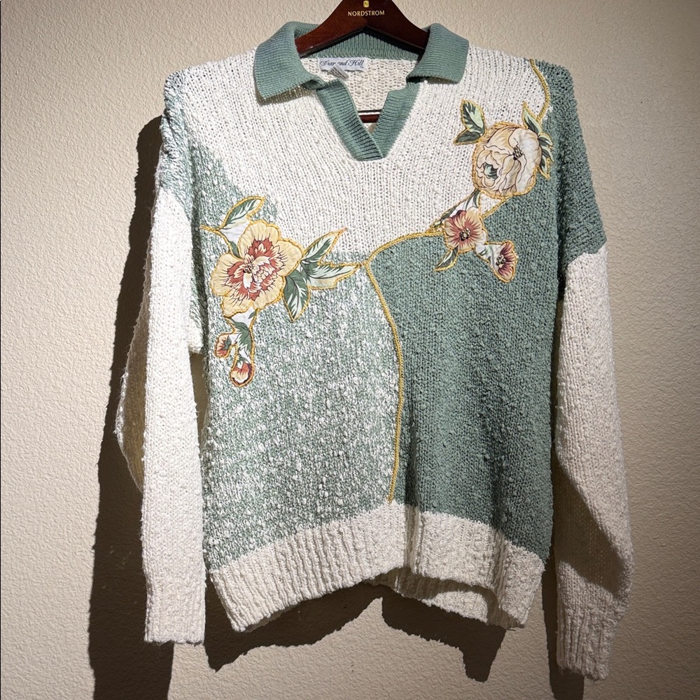 Embroidered Mint & Cream V-Neck Collared Sweater